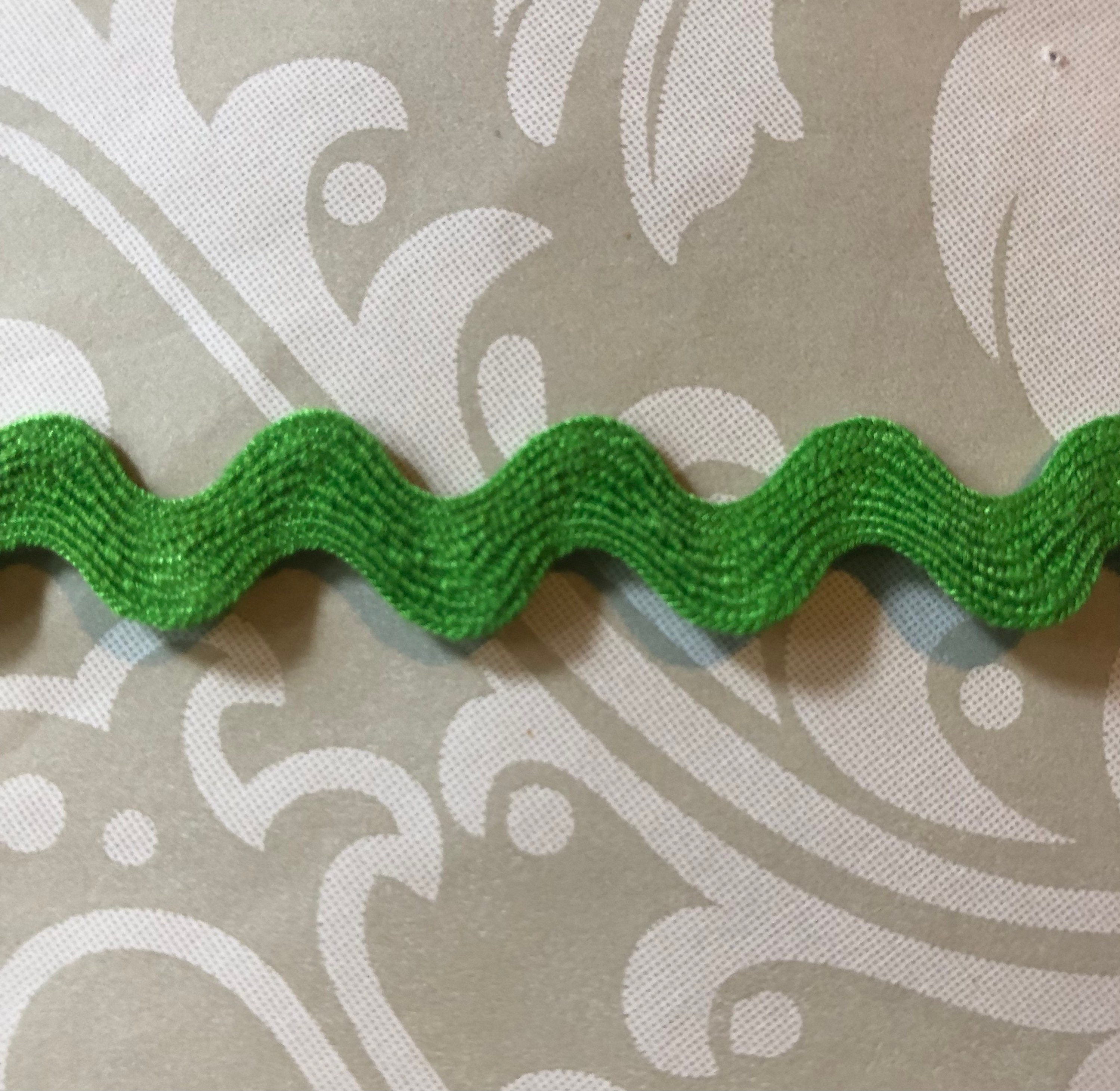 Green Ric Rac Border Kelly Green Ric Rac by the Yard, Half Inch Green Ric Rac, 1/2 Inch Ric ...