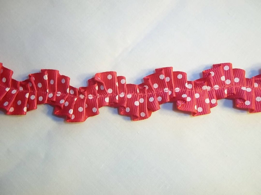 Hot Pink Ric Rac Ribbon by Riley Blake Sew Together Notions Grosgrain ...