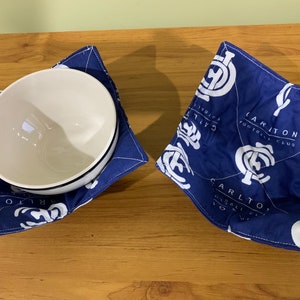 A Footy Microwave Bowl Cozies - Set of 2 - Saints,Blues,Bombers,Crows,Dockers,Giants,Lions,Magpies