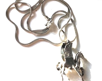 Sterling silver Pegasus pendant on 18” cable link chain unisex vintage