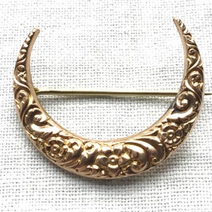 Victorian Rose gold filled crescent moon pin circa 1900 repousse pattern