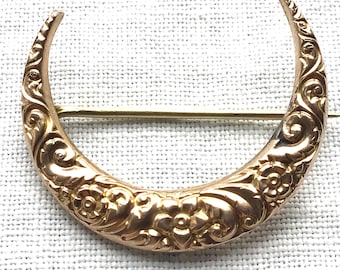 Victorian Rose gold filled crescent moon pin circa 1900 repousse pattern