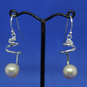 South Sea Pearl Silver Spiral Earrings Melon Color Fine Jewelry Sea Pearl Salt Water Pearl Dangle Earrings Solid Silver Earrings image 4