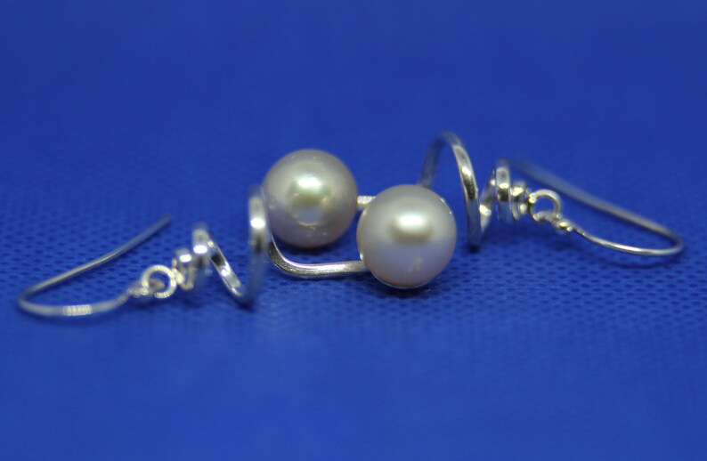 South Sea Pearl Silver Spiral Earrings Melon Color Fine Jewelry Sea Pearl Salt Water Pearl Dangle Earrings Solid Silver Earrings image 2