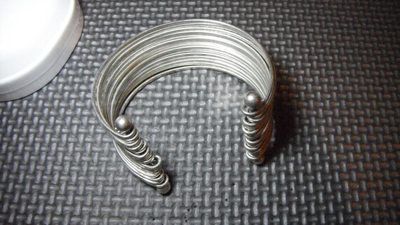 Open Cuff Silver Plate Loose  Wire Bracelet - image 3