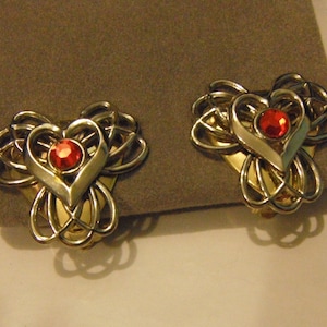 Abstrakte Schutz Engel Juli Birthstone Rubin Rot Glas Strass Ohrclips - Silber & Gold Töne