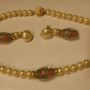 Glass Swirly Beaded & Faux Pearl Necklace with Box Clasp and Matching Clip-on Earring Set, Gold Tone