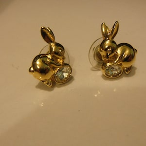 Designer &quot;Avon&quot; 1997~Precious Bunny Pierced Earrings~ Gold Tone Bunny Earrings with Glass Stone Accent--NOS In Original Box!