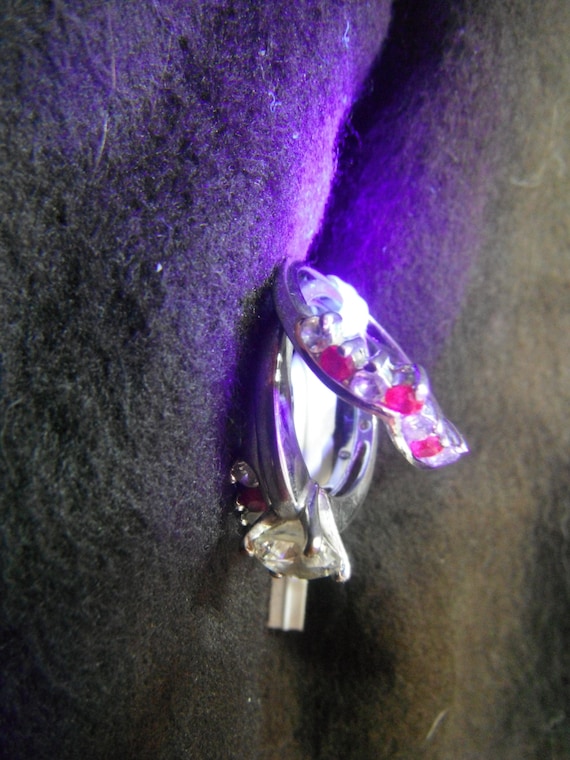 Avon Uranium Red Rhinestone Stackable Ring Set - … - image 3