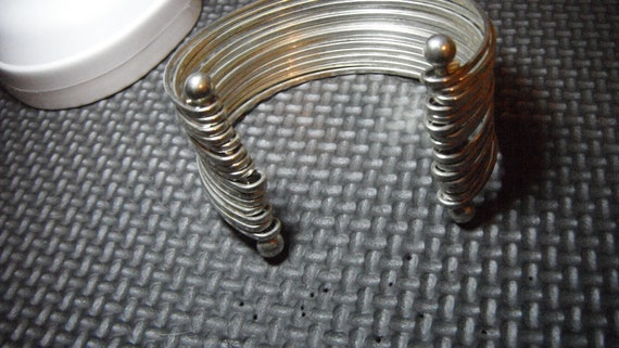 Open Cuff Silver Plate Loose  Wire Bracelet - image 4