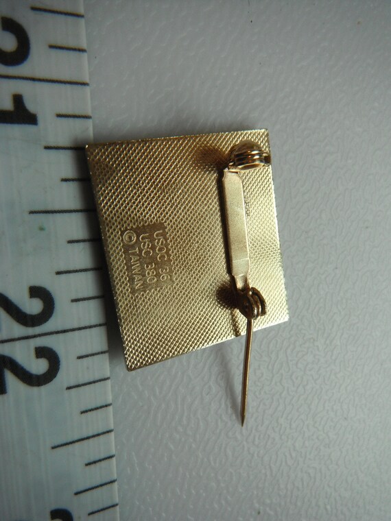 Vintage Sports Illustrated Olympic Pin, Olympic Ename… Gem