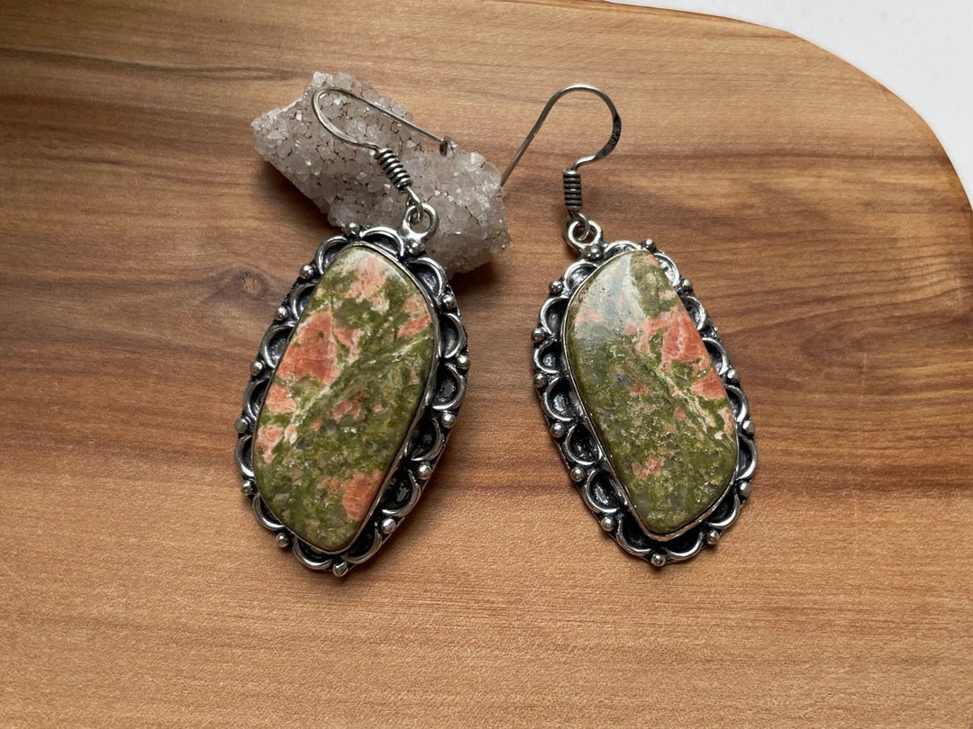 ユナカイトとシルバーのイヤリング - Etsy 日本