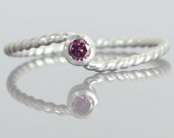 Wave Ring, Silver Wave Ring, Alexandrite Mothers Ring, June Birthstone Ring, Silver Twist Ring, Unique Mother's Ring, Alexandrite Ring, June