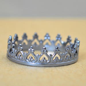 Dainty Gunmetal Crown Ring, Gunmetal Princess Crown Ring, Princess Ring, Tiara Ring, Queen Ring, Gunmetal Ring, Gunmetal Princess Ring