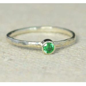 Classic Sterling Silver Emerald Ring, 3mm Silver Solitaire, Solitaire, Silver Jewelry, May Birthstone, Mothers Ring, Silver Band