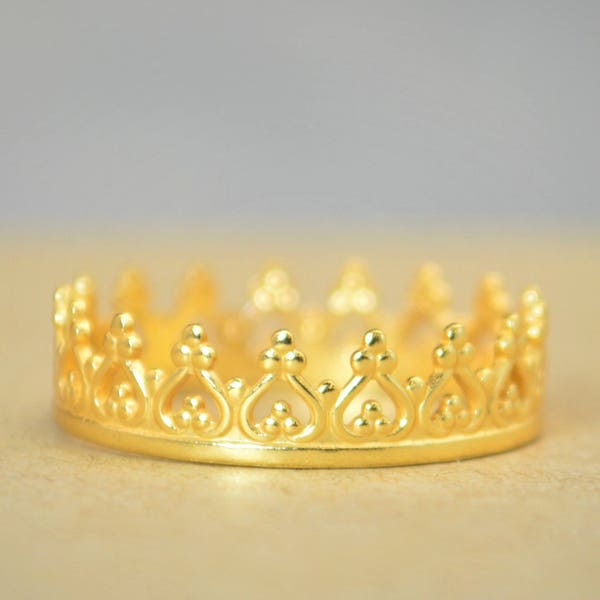 Dainty Gold Crown Ring, Gold Princess Crown Ring, Gold Princess Ring, Gold Tiara Ring, Gold Queen Ring, Gold Ring, Gold Crown Ring, Gold