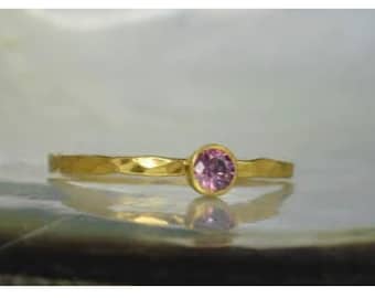 Dainty Solid 14k Gold Alexandrite Ring, 3mm gold solitaire, solitaire ring, real gold, June Birthstone, Mothers RIng, Solid gold band, gold