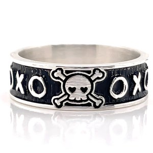 XOXO Skull Ring, Sterling Silver, Love Hurts Band, Emo Jewelry, Goth Ring, Alternative Wedding Ring, Punk Ring, Festival, Love and Death image 1