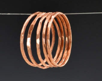 Set of 5 Super Thin Copper Rings, Copper Ring, Stackable Ring, Stacking Ring, Hammered Rings, Copper Band, Arthritis Ring, Stack Ring, Alari