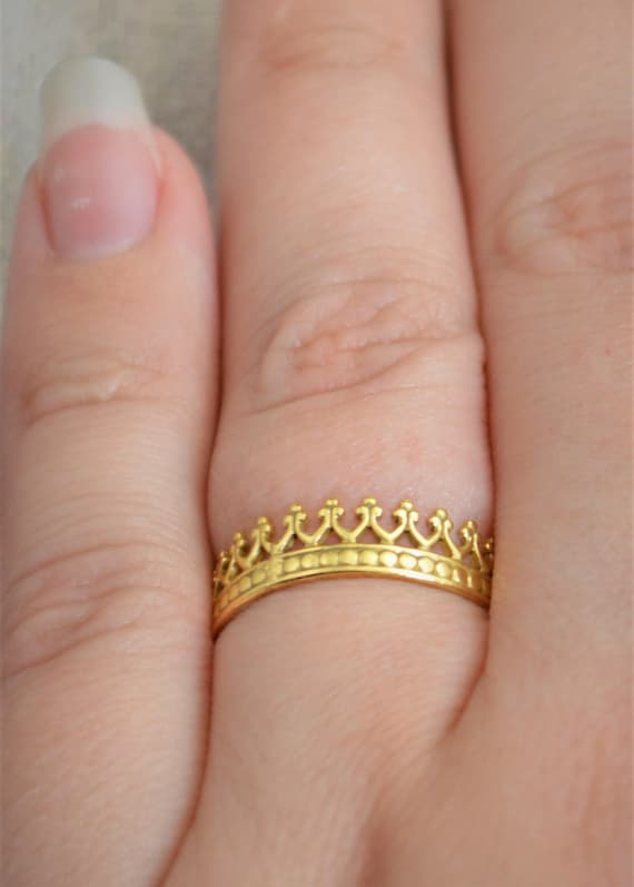 Ladies Yellow Gold Crown Ring – Shans Jewelry