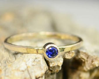 Classic Solid 14k Gold Sapphire Ring, 3mm gold solitaire, solitaire ring, real gold, September Birthstone, Mothers Ring, Solid gold band