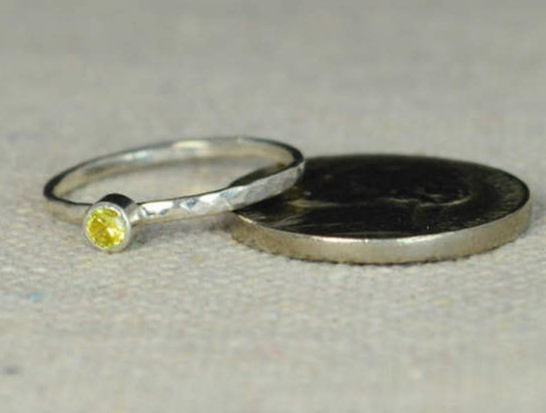 Classic Sterling Silver Topaz Ring, 3mm Silver solitaire, Yellow Ring, Silver jewelry, November Birthstone, Mothers Ring, Silver band 画像 3