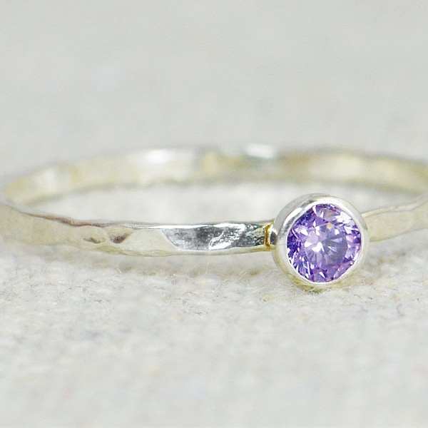 Dainty Amethyst Ring, Hammered Ring, Stackable Ring, February Birthstone, Amethyst Ring, Gemstone Ring, Promise Ring, Stacking Ring, Alari
