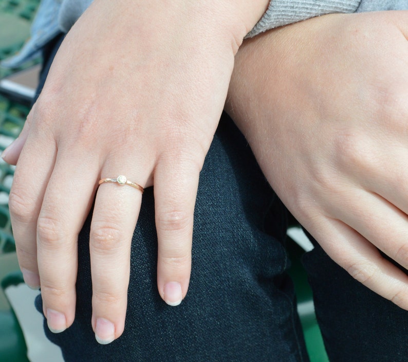 Classic Solid 14k Rose Gold Peridot Ring, 3mm Solitaire, Green Ring, Real Gold, August Birthstone, Mothers Ring, Solid Rose Gold, Band image 2