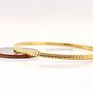 2.5mm Solid Gold Bangle Not Hollow Wheat Pattern  Vintage image 4