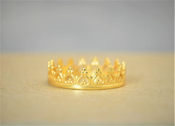 Buy Tiara Diamond Ring, Diamond Queen Crown Ring, Crown Diamond Ring,  Stacking Dainty Wedding Band, 14k Gold Diamond Crown Ring, Autumn Gift  Online in India - Etsy