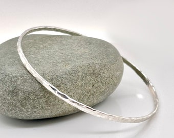 Classic Silver Hammered Bangle, Medium Weight Bangle, Sterling Silver Bangle, .925 Silver Bangle Bracelet, Stacking Bangle