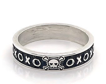 Thin XOXO Skull Ring, Sterling Silver, Love Hurts Band, Emo