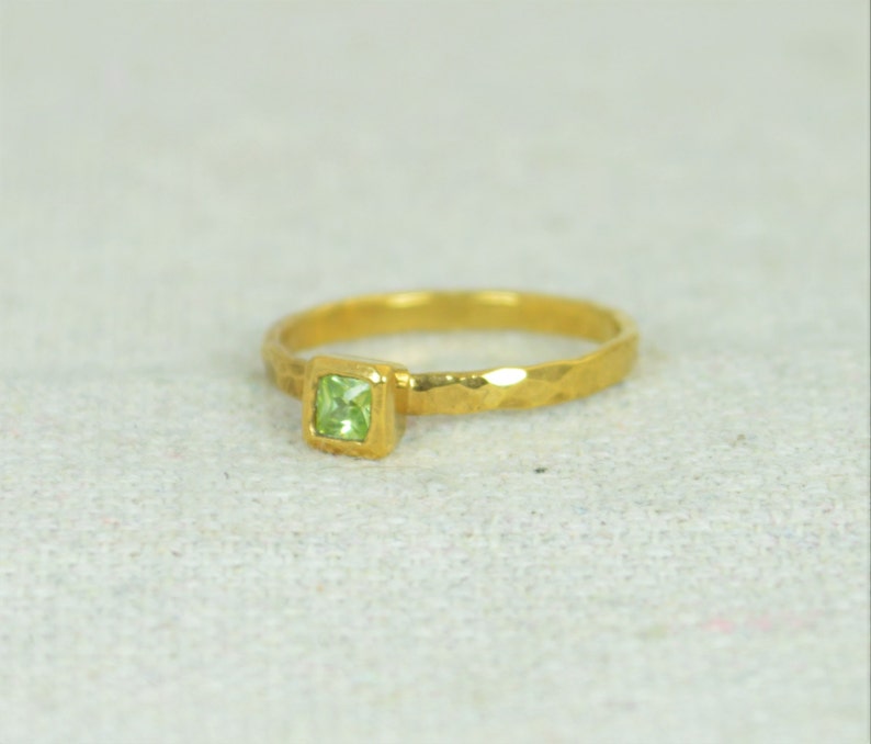 Square Peridot Ring, Gold Filled Peridot Ring, Augusts Birthstone Ring, Square Stone Mothers Ring, Square Stone Ring, Gold Ring image 2