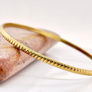 2.5mm Solid Gold Bangle (Not Hollow) Coin Edge Pattern - Vintage Design - Choose 10K, 14K, 18k, or 22k Solid Gold Bangle Bracelet