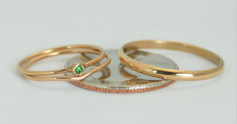 Tiny Emerald Ring Set, Solid 14k Rose Gold Wedding Set, Stacking Ring, Solid Gold Emerald Ring, May Birthstone, Bridal Set, Emerald Ring image 4