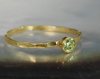 Dainty Solid 14k Gold Peridot Ring, 3mm gold solitaire, solitaire ring, real gold, August Birthstone, Mothers RIng, Solid gold band, gold