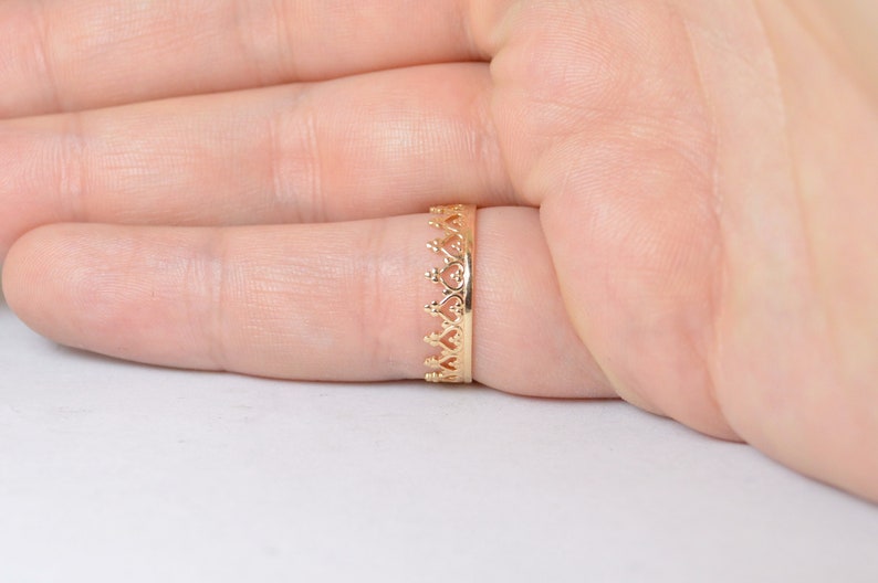 Dainty Solid 14k Gold Crown Ring, Gold Princess Crown Ring,Gold Princess Ring, Gold Tiara Ring,Gold Queen Ring,14k Gold Ring, 14k Solid Gold image 4