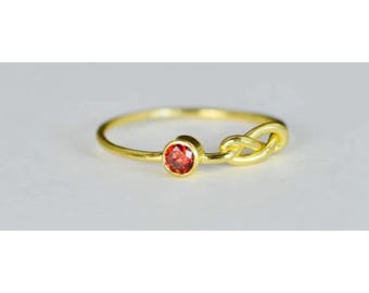 14k Gold Garnet Infinity Ring, 14k Gold Ring , Stackable Rings, Mother's Ring, January Birthstone Ring, Gold Infinity Ring, Gold Knot Ring