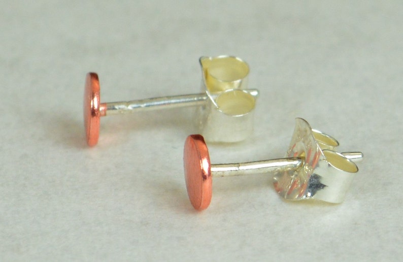 Boucles d'oreilles cercle en argent rose, Boucles d'oreilles en argent sterling, Clous d'oreilles en argent, Boucles d'oreilles simples en argent, Boucles d'oreilles roses, Boucle d'oreille en nano céramique image 3