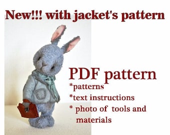 Op de afbeelding: Een grijze pluche konijn met een blauwe jas en een bruine aktetas. De afbeelding bevat de tekst "New!!! with jacket's pattern PDF pattern *patterns *text instructions * photo of tools and materials".