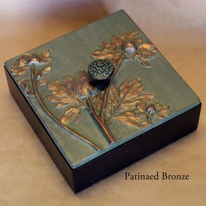 Poppy small 6" x 6" Decorative box with lid. image 2
