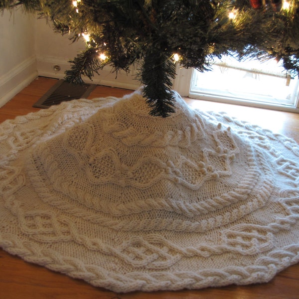 Cable Tree Skirt Knitting Pattern - 2 Sizes