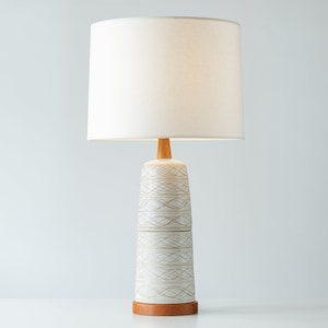 Martz / Marshall Studios Mid Century Ceramic Table Lamp — White Base w/ Tan Incising and w/ Walnut base