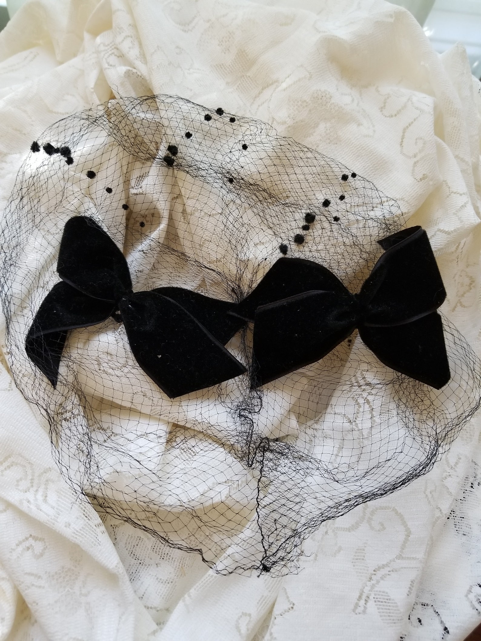 Funeral hair veil Black vintage veil with bows mesh hair Etsy