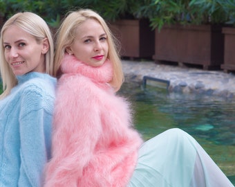 Flauschiger Rosa Rollkragen Mohair Pullover, Weicher sinnlicher Winterpullover mit T-Ausschnitt T831
