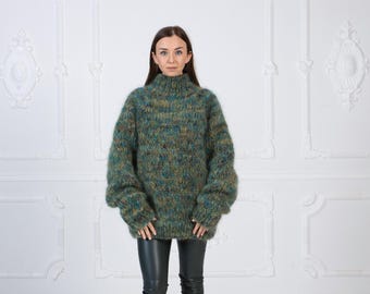 6-trådig grön melerad mohairtröja – handstickad megatjock fuzzy-tröja T980W