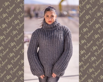 Wool Sweater, Hand Knit Pullover, Chunky Sweater, Turtleneck Sweater, Men Sweater, Oversized sweater, Woolen Sweater, Loose Sweater T510