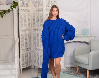 Women's Ribbed Blue Wool Sweater with extra long sleeves, Hand Knit Woolen Pull , Chunky sweater, Very long sleeves sweater T781W