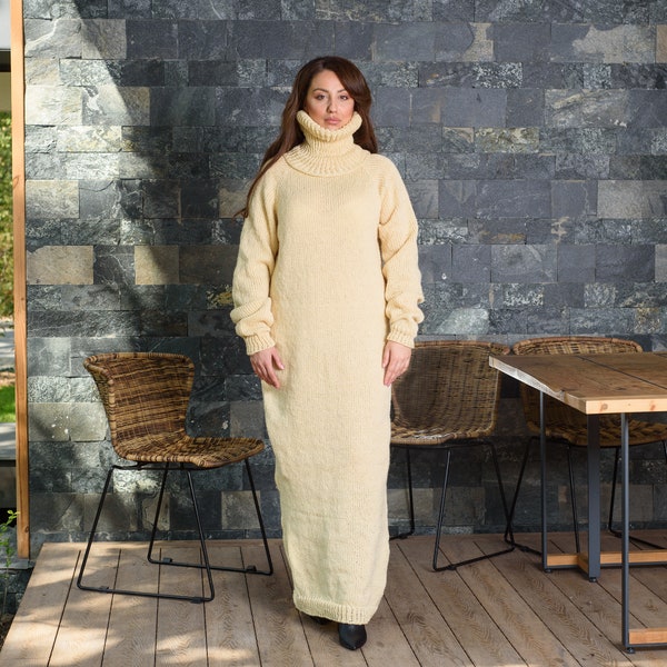 Itchy wool sweater dress, Cream Hand knitted Maxi Dress, 100 % Wool Robe T890