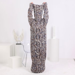 Vestido de lana de 5 hebras, vestido maxi grueso tejido a mano con cuello alto de 50 cm T1656